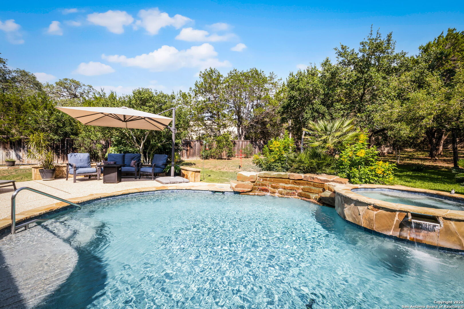 19530 Creekview Oaks