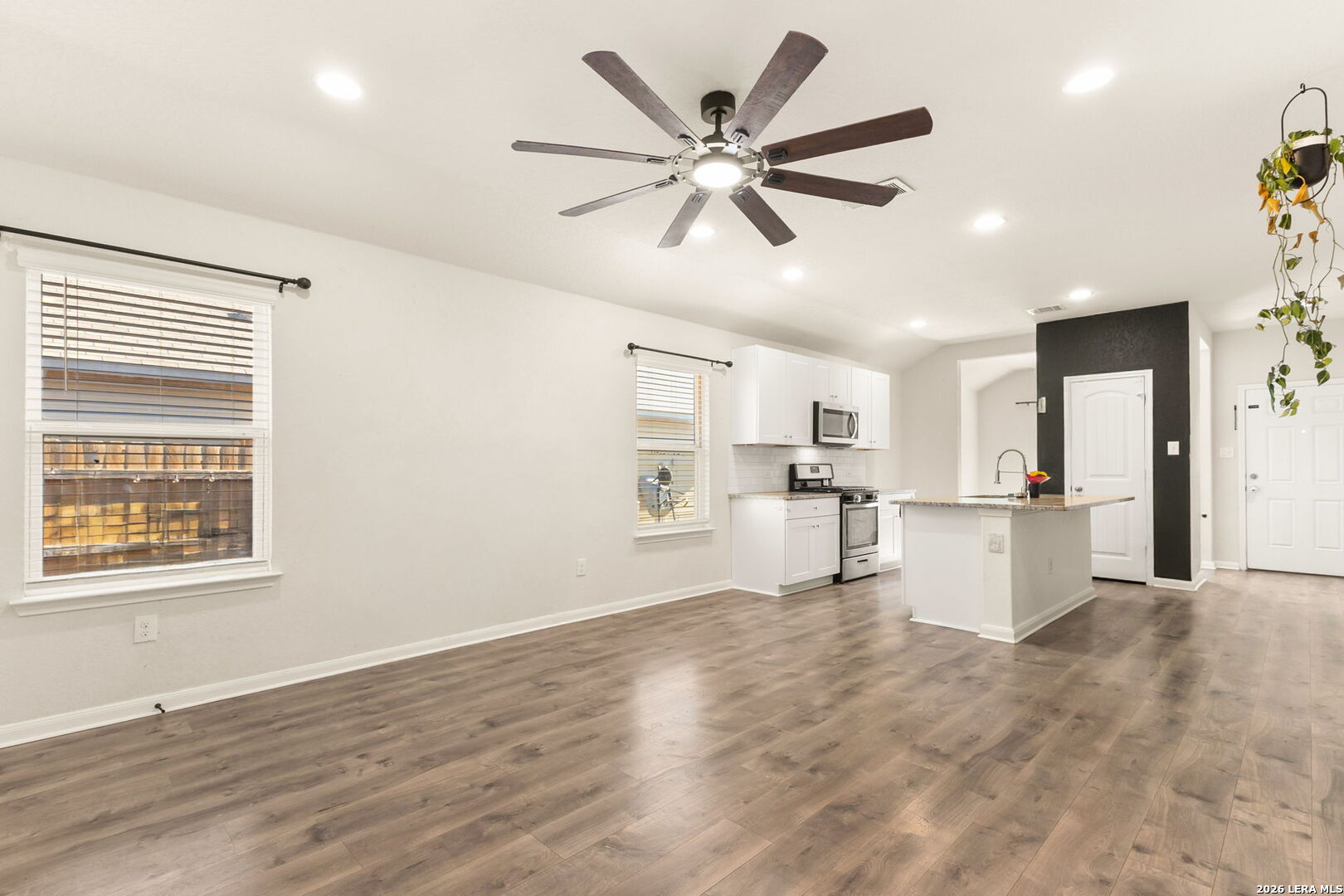 338 Northshore Trail