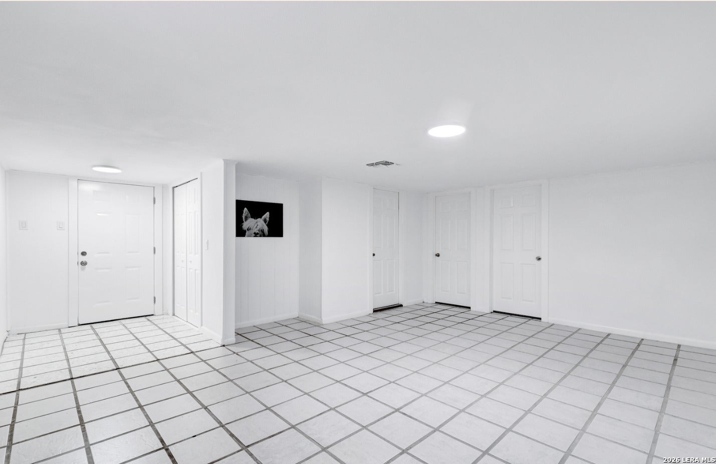 1122 OAKRIDGE LN