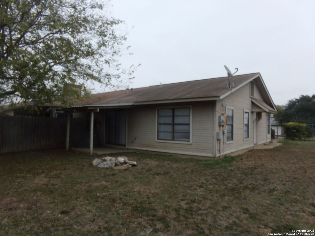 Photo of 1371 Bayou, San Antonio, TX 78245 (MLS # 1926244)