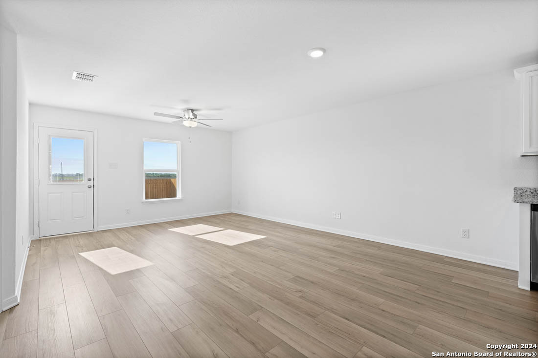 10910 Lafayette Loop