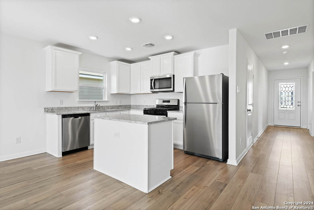 10910 Lafayette Loop