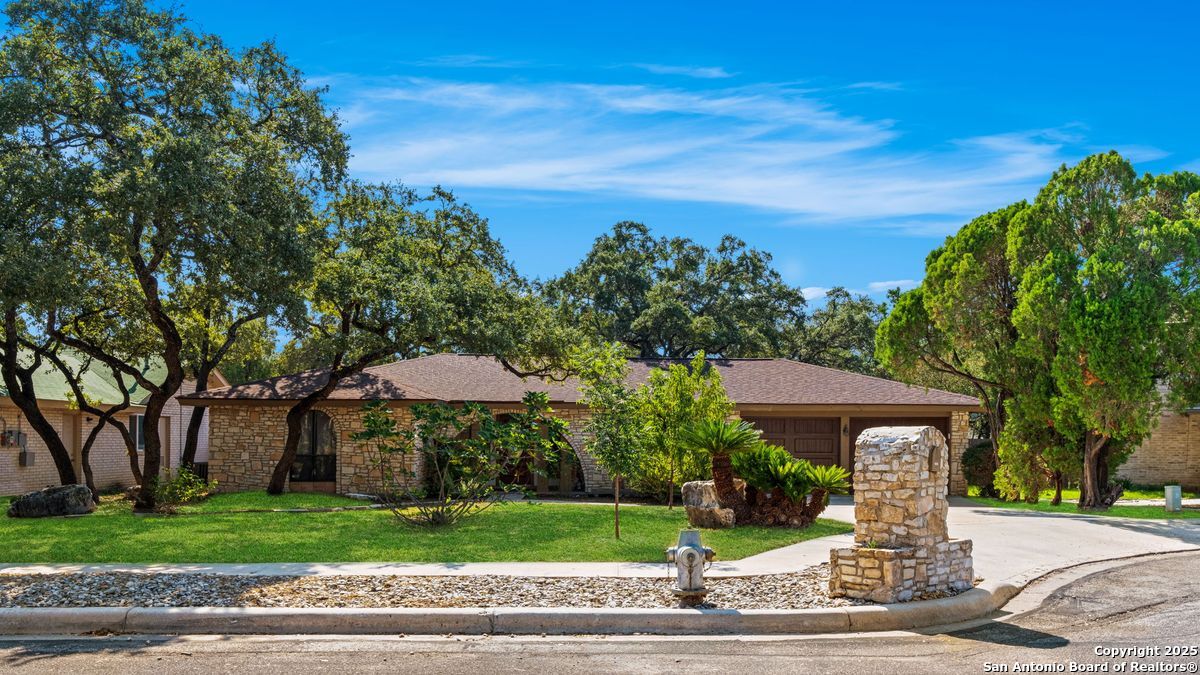 4614 Fringetree Woods