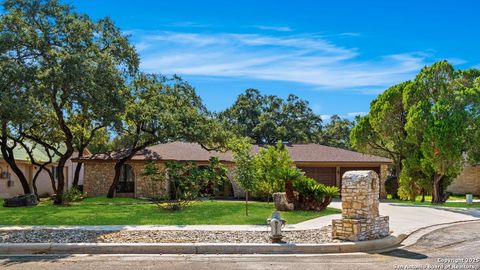 4614 Fringetree Woods San Antonio TX 78249