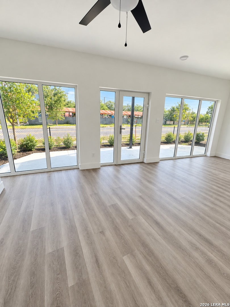 Photo of 2619 S Flores St 5 #5, San Antonio, TX 78204 (MLS # 2018437)