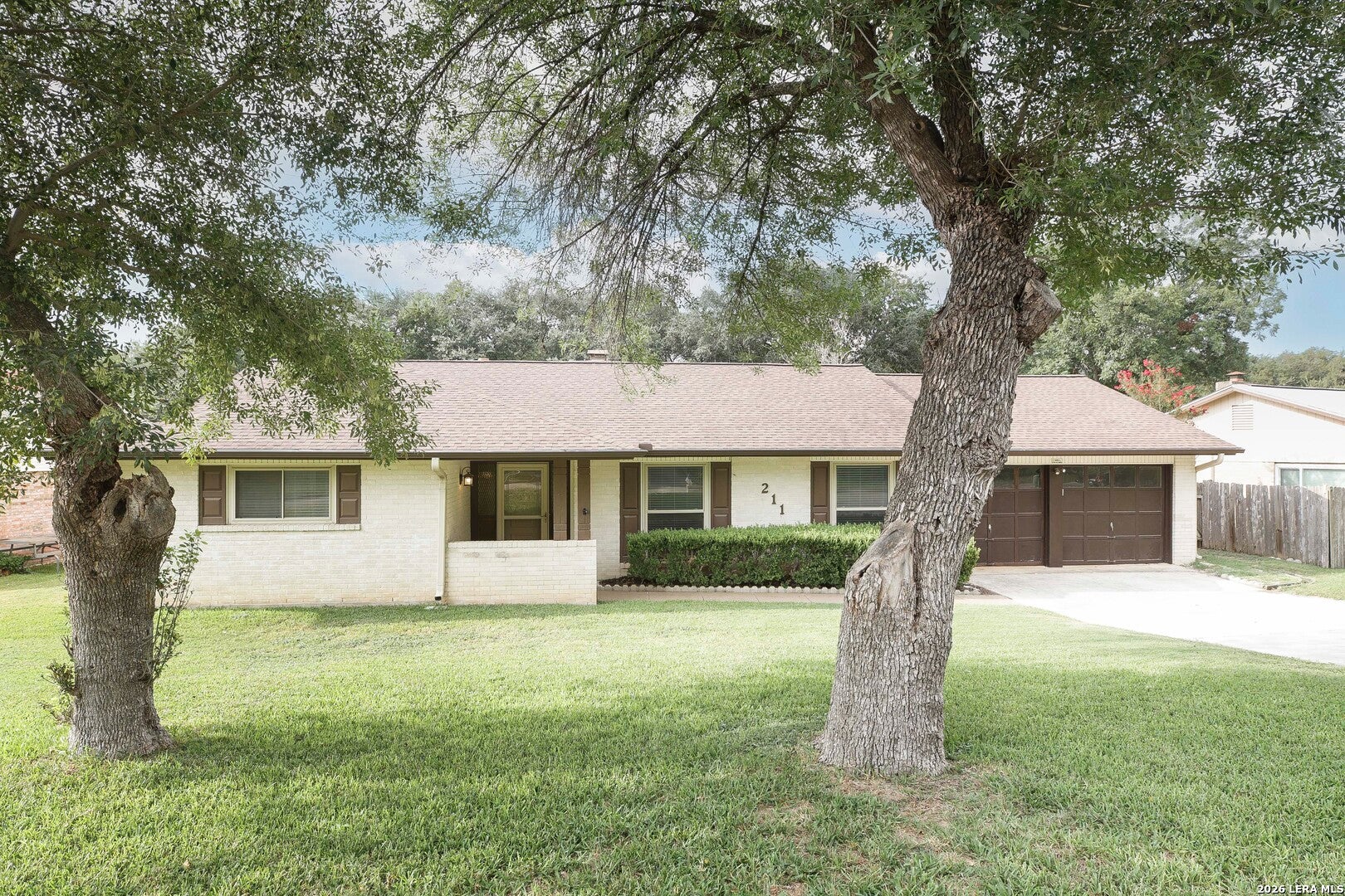 211 FORREST TRL