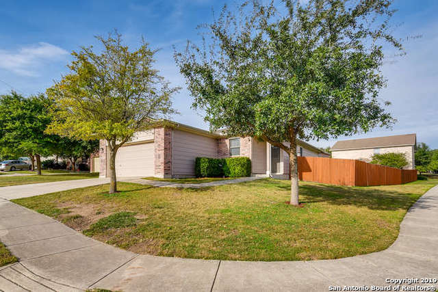 Photo of 6607 Shadden Oaks, Live Oak, TX 78233 (MLS # 1968116)