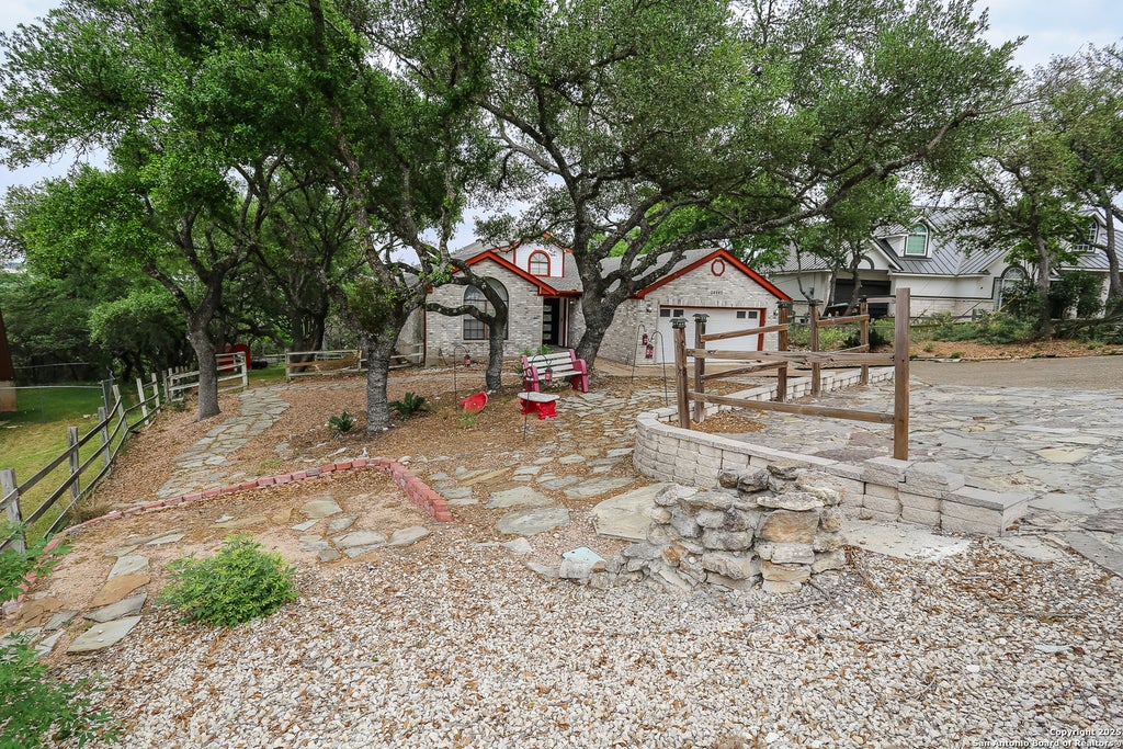 Photo of 26002 CHOCTAW TRL, San Antonio, TX 78260 (MLS # 1968622)