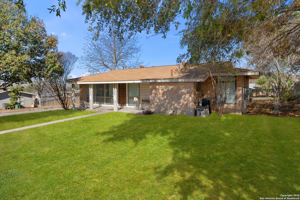 Photo of 4403 Diamondhead Dr, San Antonio, TX 78218 (MLS # 1934498)