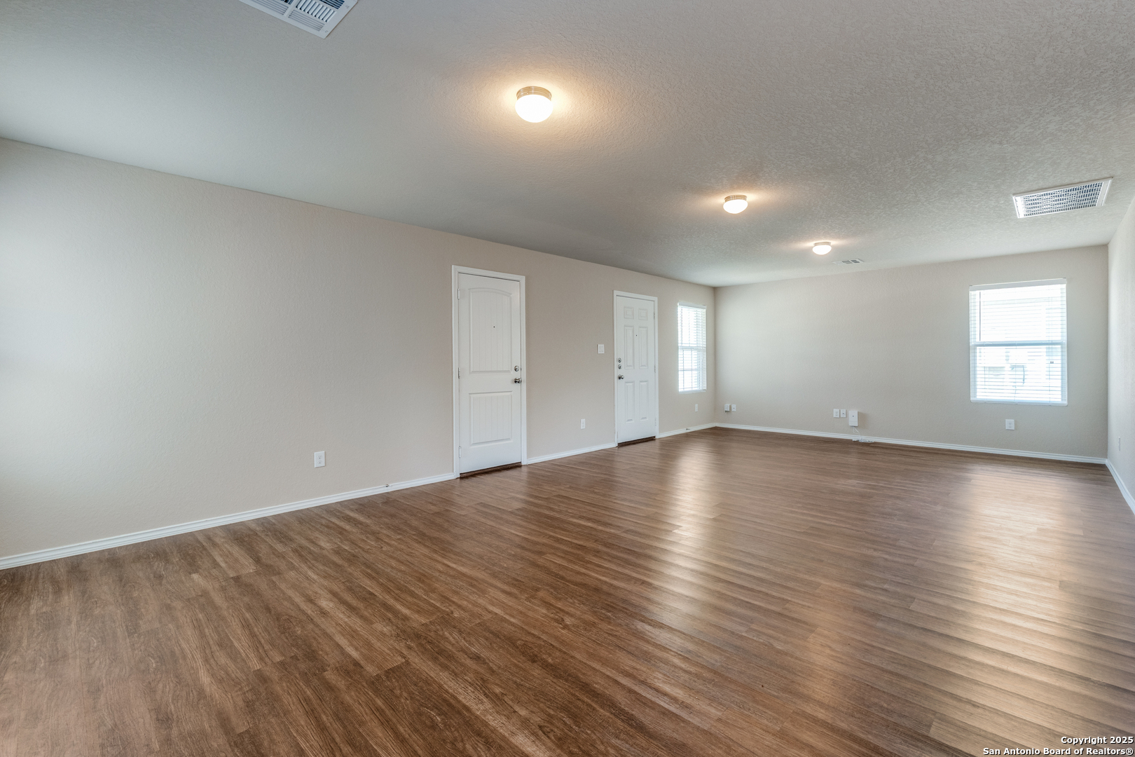 5102 Everett Loop