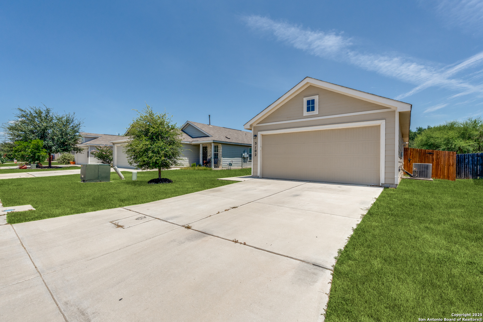 5102 Everett Loop