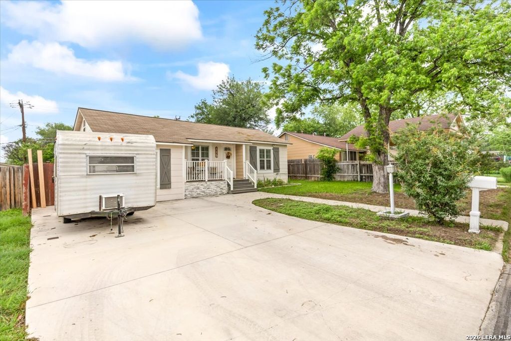 Photo of 115 N Conway, San Antonio, TX 78209 (MLS # 1963532)