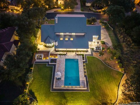 16 Highgate Dr San Antonio TX 78257