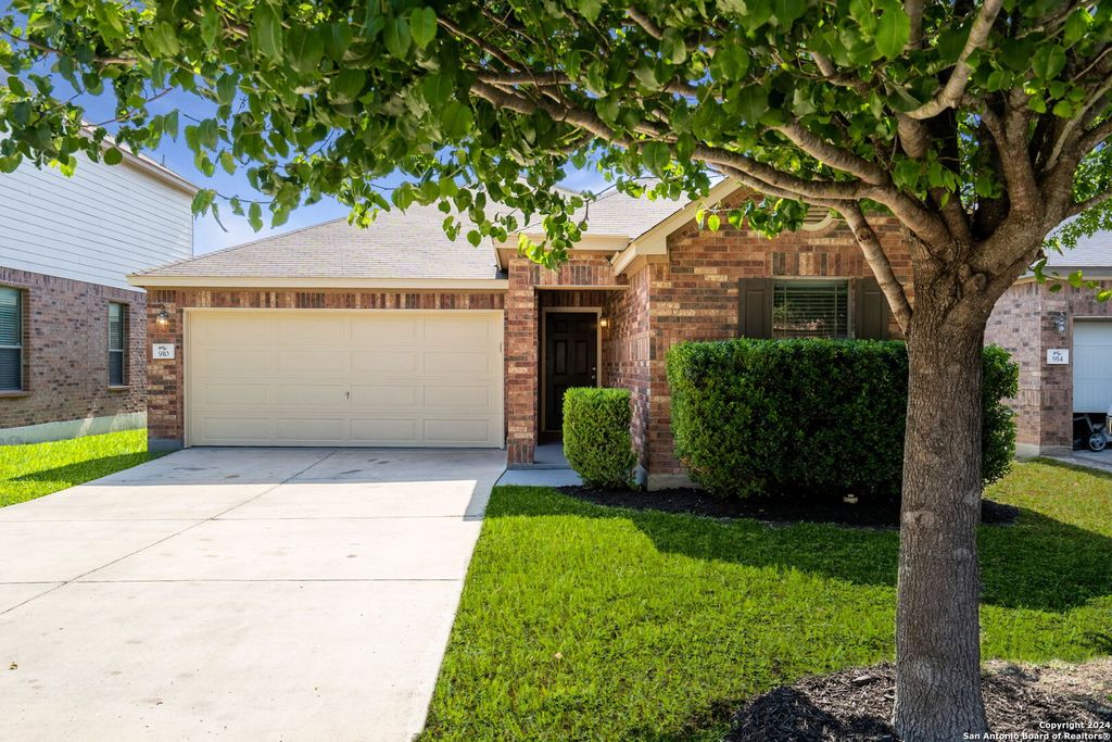 Photo of 910 TRILBY, San Antonio, TX 78253 (MLS # 1934448)