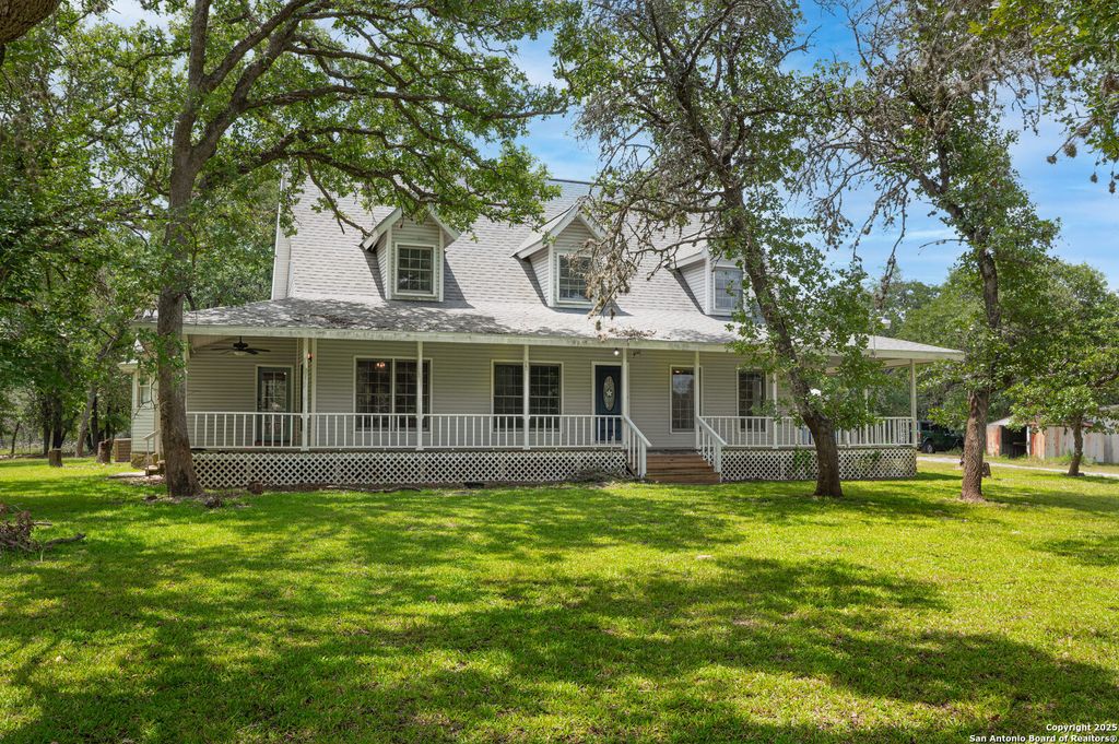 Photo of 2981 Vivroux Ranch Road, Seguin, TX 78155 (MLS # 1881573)