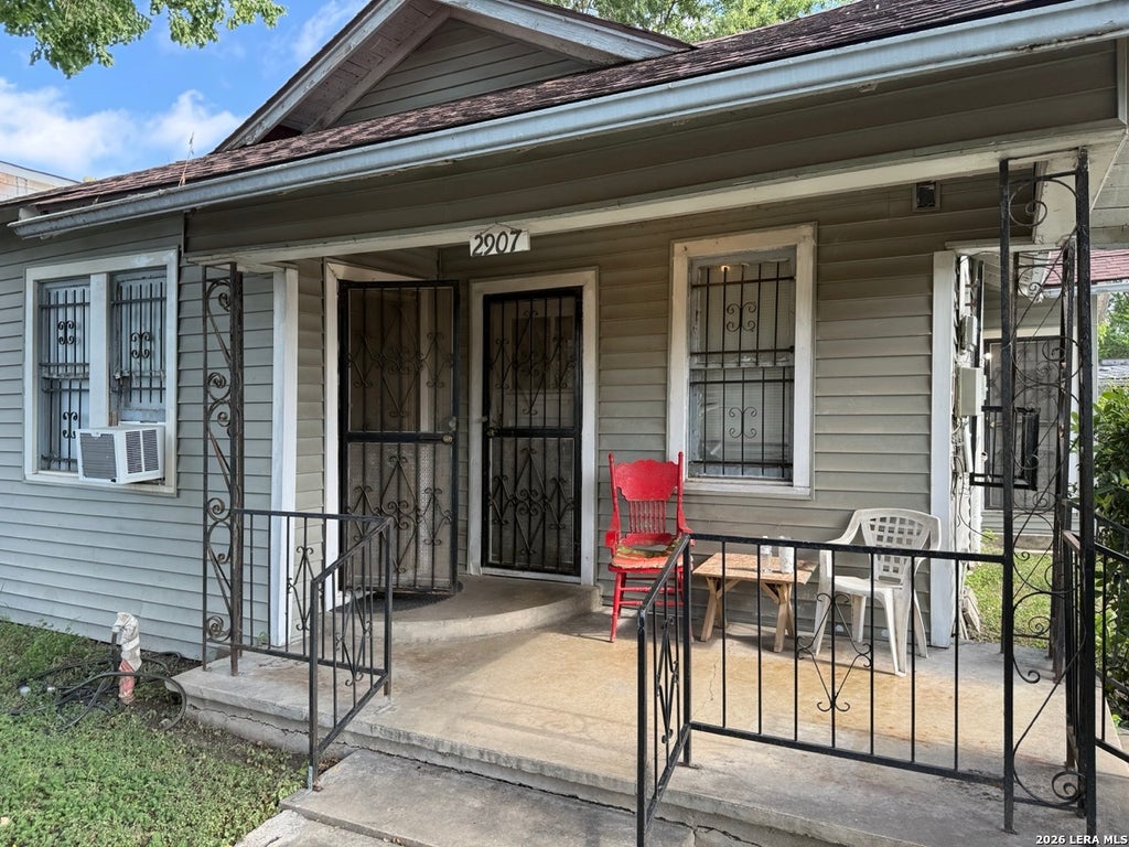 Photo of 2907 MORALES ST, San Antonio, TX 78207 (MLS # 2014142)