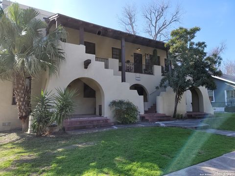 Photo of 810 W Craig 201 #201, San Antonio, TX 78212 (MLS # 1959115)