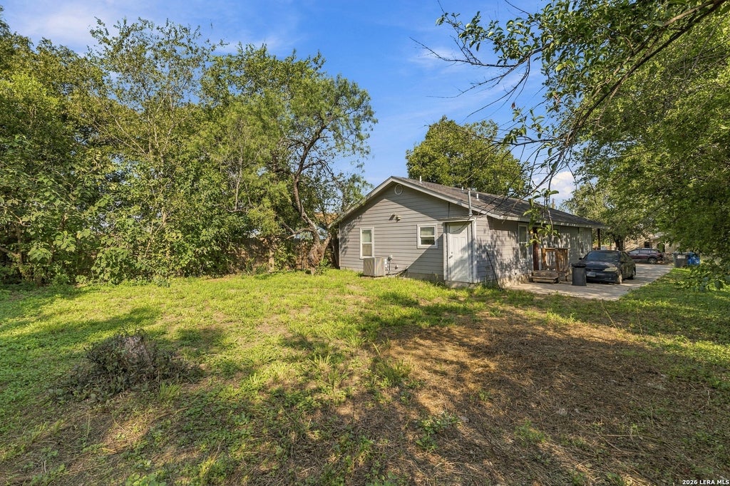 Photo of 102 VADALIA ST, San Antonio, TX 78228 (MLS # 2023462)