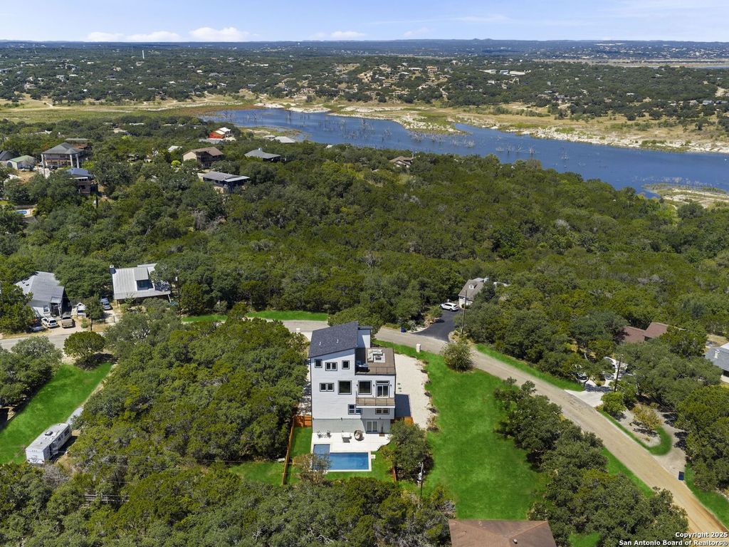 Photo of 3140 Westview, Canyon Lake, TX 78133 (MLS # 1907250)