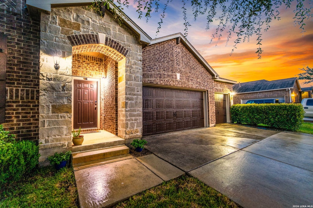 Photo of 1923 Blue Goose, New Braunfels, TX 78130 (MLS # 2002741)