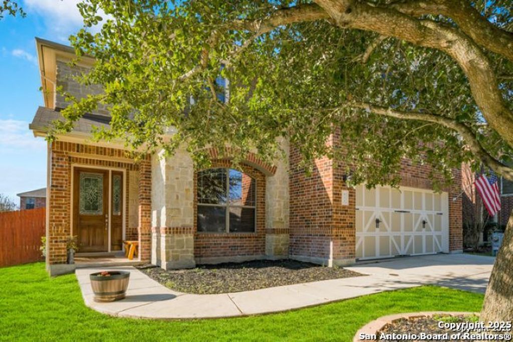 Photo of 245 Mustang Run, Boerne, TX 78006 (MLS # 1915562)