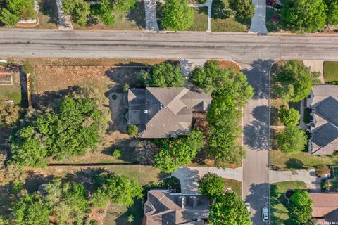 Photo of 9634 JASON BND, Helotes, TX 78023 (MLS # 1959189)