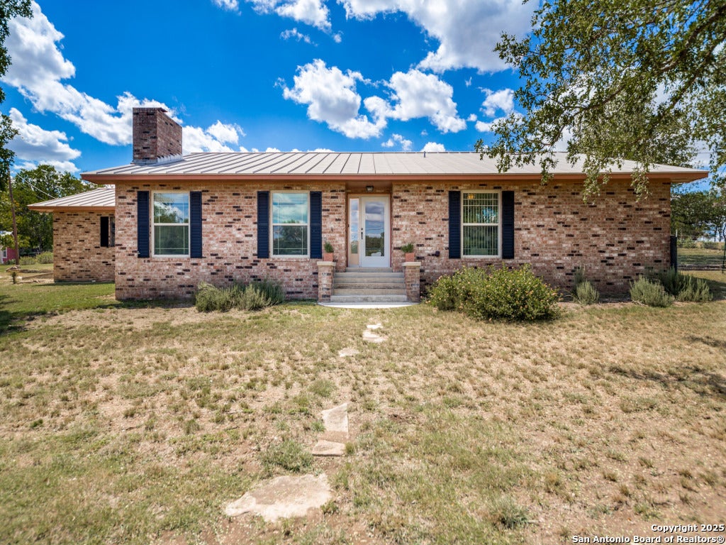 Photo of 135 Manor, Comfort, TX 78013 (MLS # 1961367)
