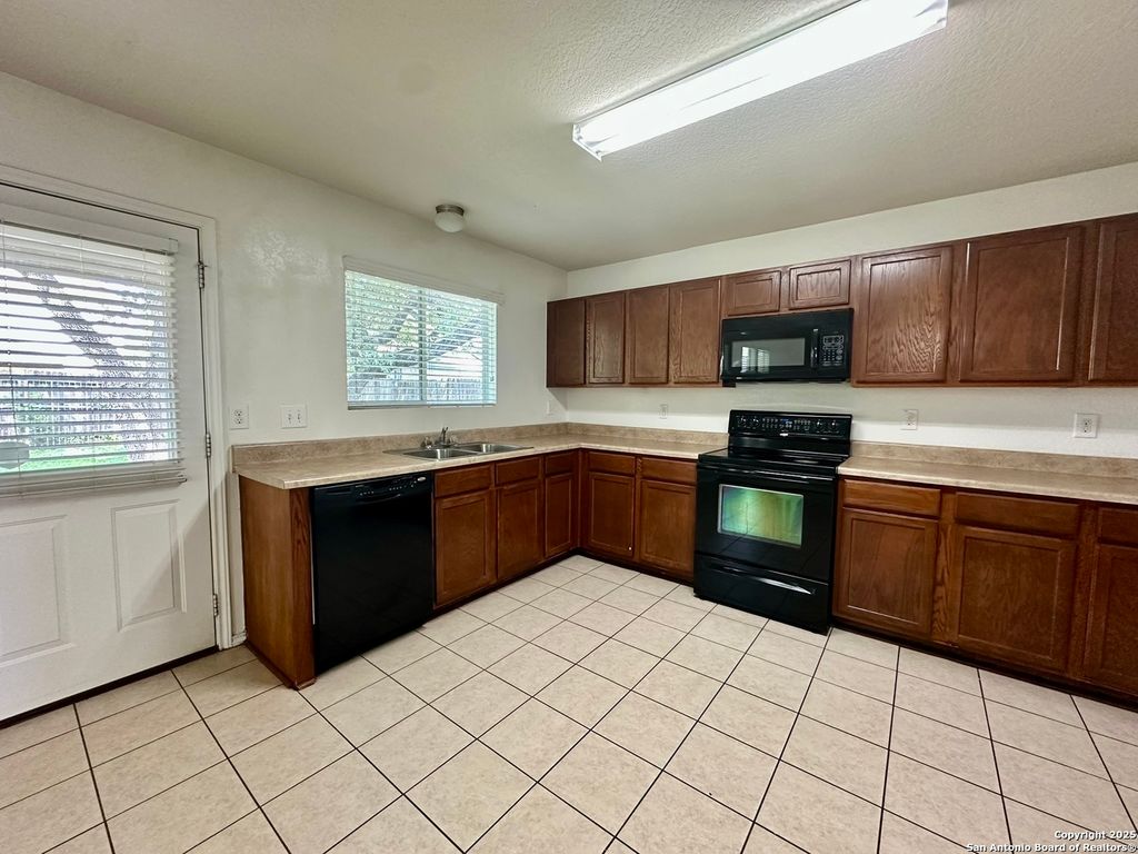Photo of 5811 Providence Oak, San Antonio, TX 78249 (MLS # 1936925)