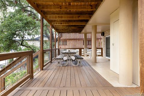 A home in Canyon Lake