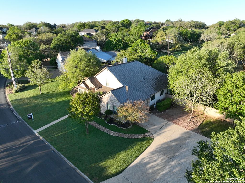 listing image 42