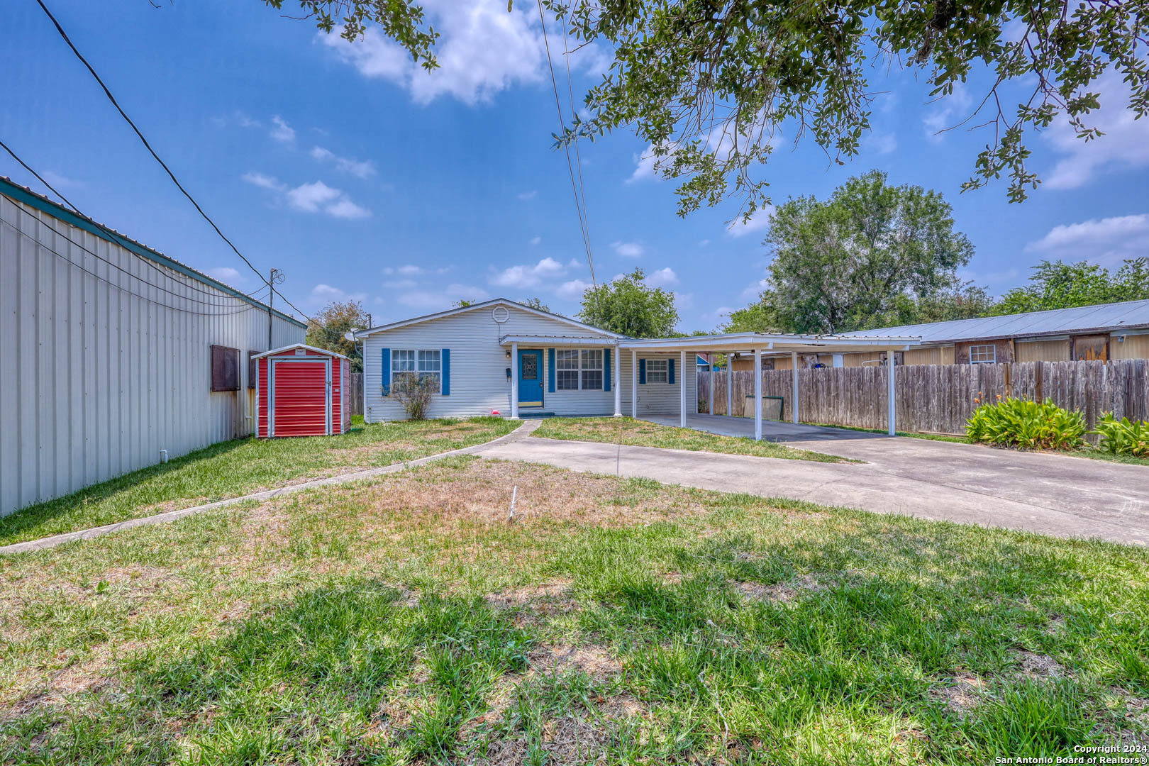 808 sinton