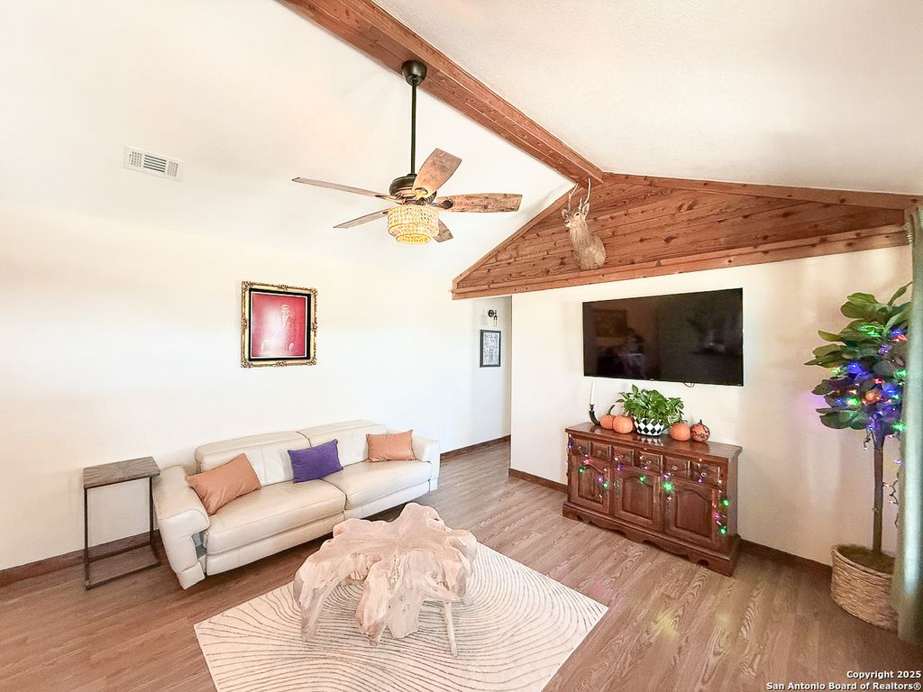 Photo of 200 Pr 6631, Devine, TX 78016 (MLS # 1920769)