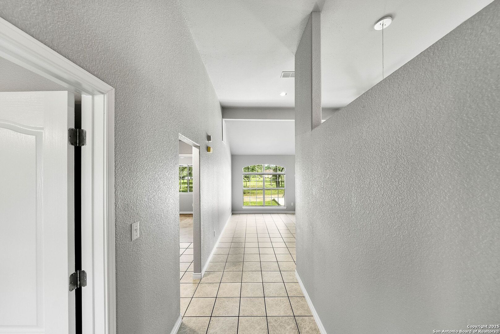 411 Shannon Ridge Dr