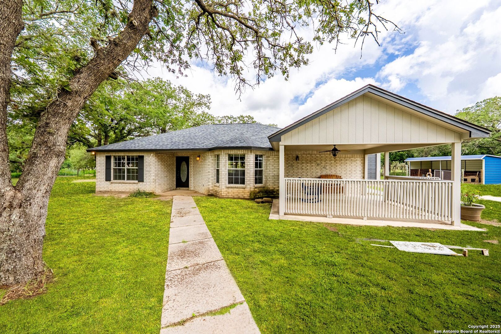 411 Shannon Ridge Dr