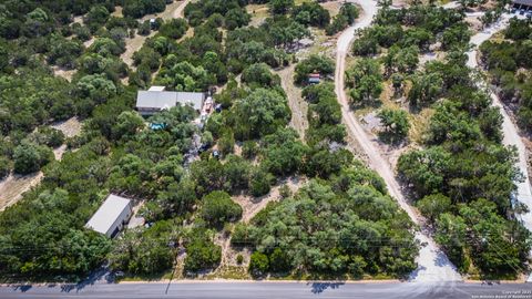 Photo for 1865 Stallion Springs, Fischer, TX 78623 (MLS # 1869329)