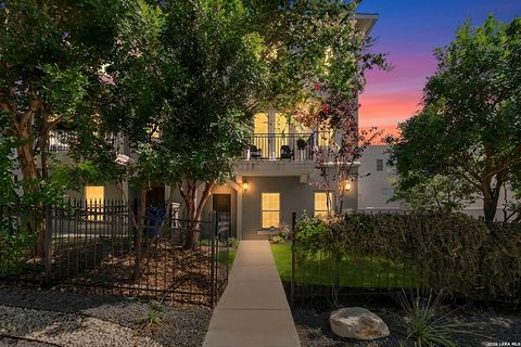 Property photo of 215 E Mulberry Ave, San Antonio, TX 78212