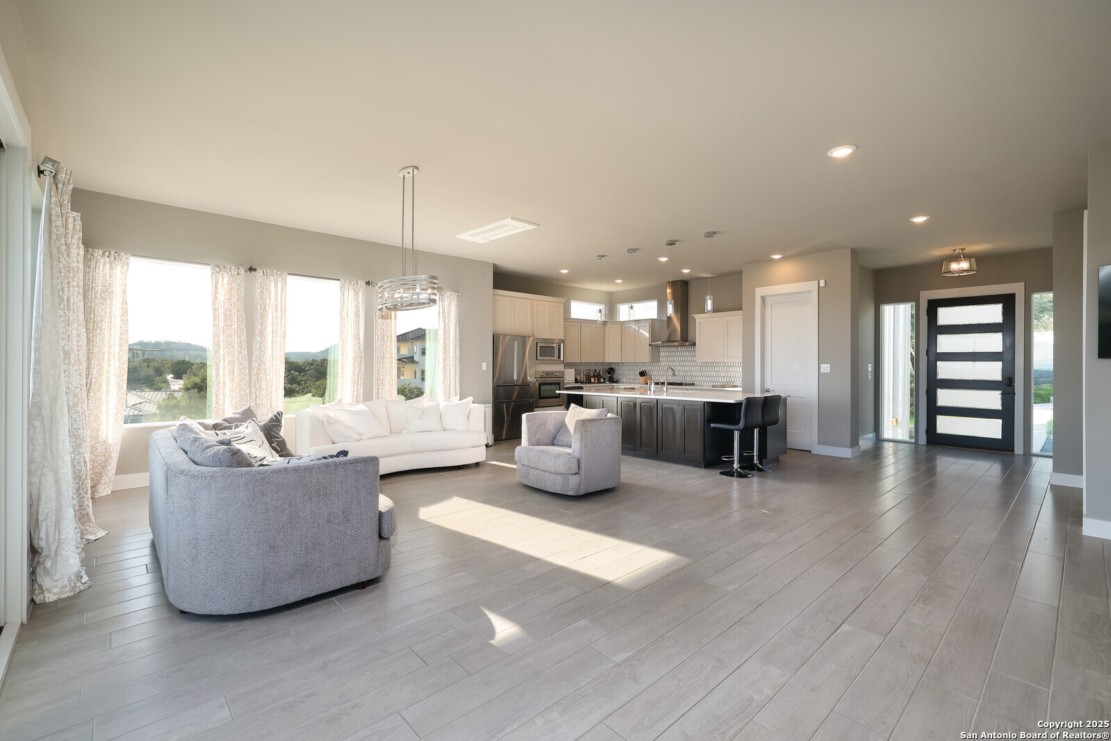22817 LINWOOD RDG