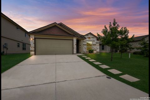 2239 Hawk Dr. New Braunfels TX 78130