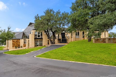 Photo of 117 Clear Springs Drive, Boerne, TX 78006 (MLS # 1912657)