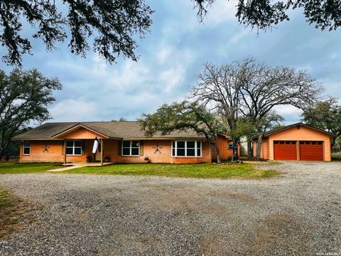 Photo of 30511 Oakview, Bulverde, TX 78163 (MLS # 1947366)