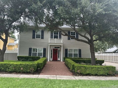 158 Katherine # B San Antonio TX 78209