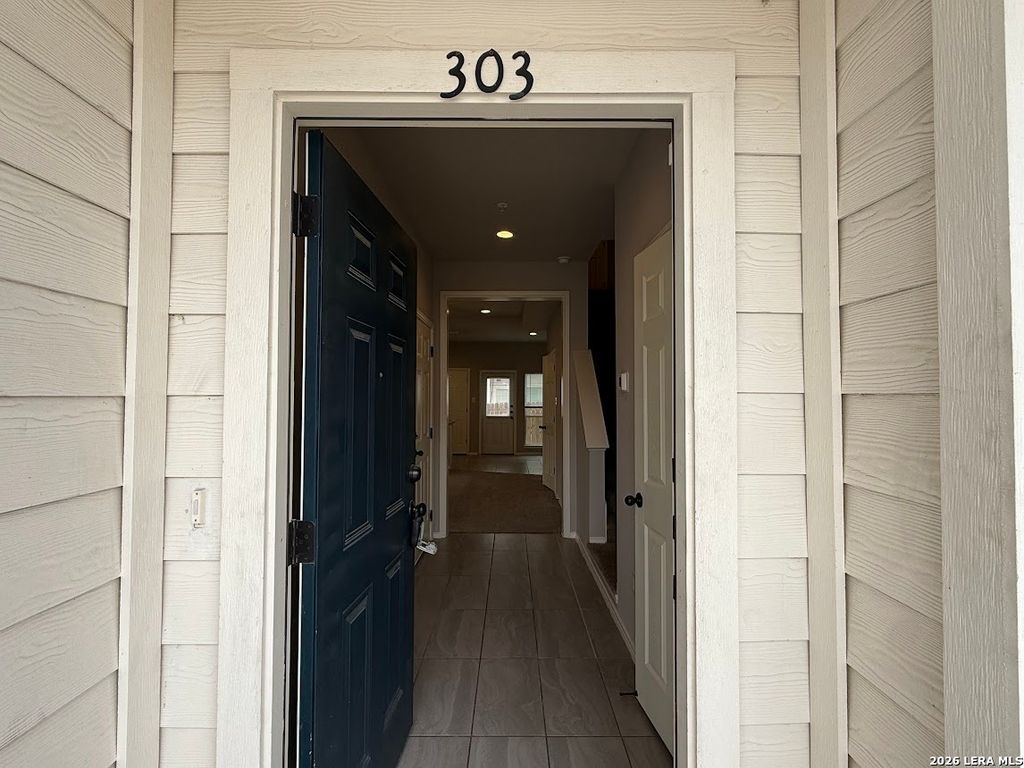 Photo of 4138 Swans Lndg 3 303 #303, San Antonio, TX 78217 (MLS # 1938789)