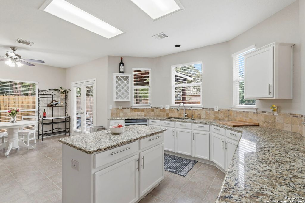 Photo of 3 Brentcove, San Antonio, TX 78254 (MLS # 1918329)