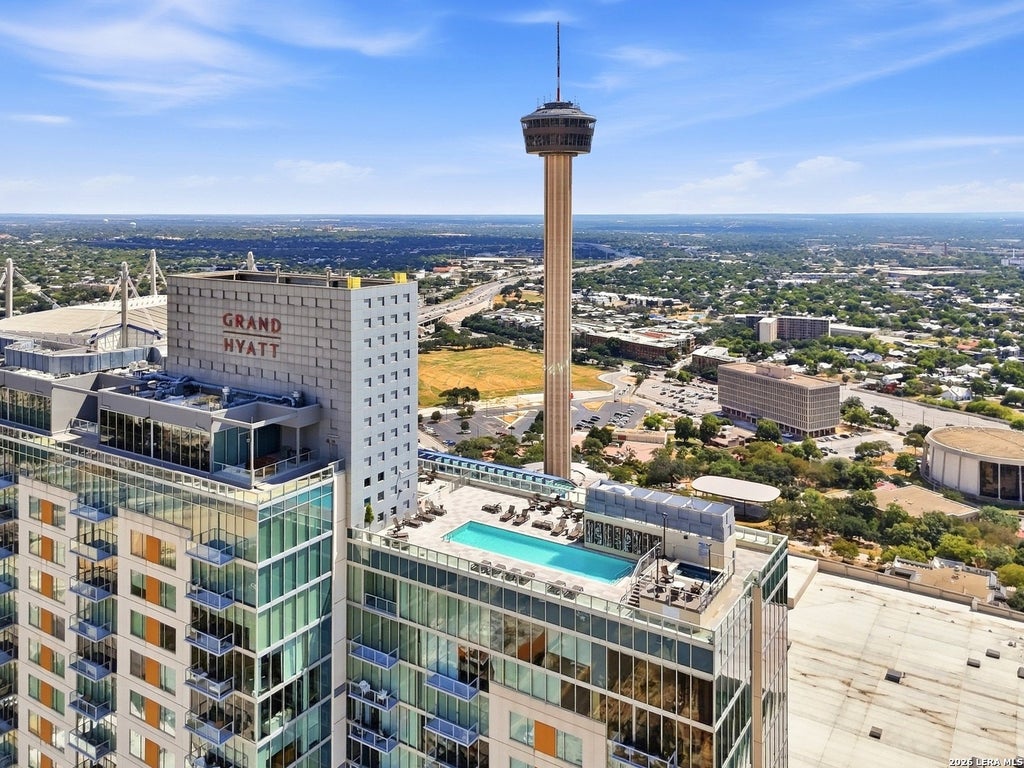 Photo of 610 E Market UNIT 2909, San Antonio, TX 78205 (MLS # 2016240)