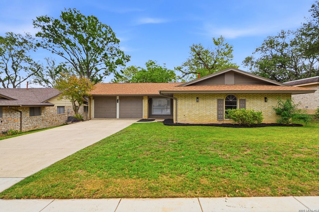 Photo of 3638 MAPLETON ST, San Antonio, TX 78230 (MLS # 1958882)
