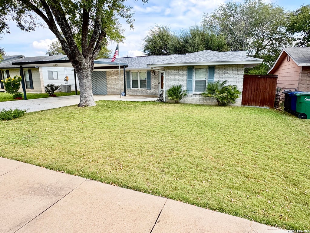 Photo of 4823 CASA ORO ST, San Antonio, TX 78233 (MLS # 2019005)