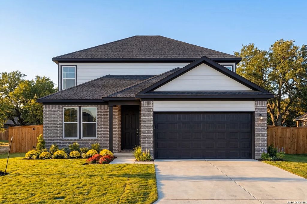 Photo of 409 Jills Path, Seguin, TX 78155 (MLS # 1956286)