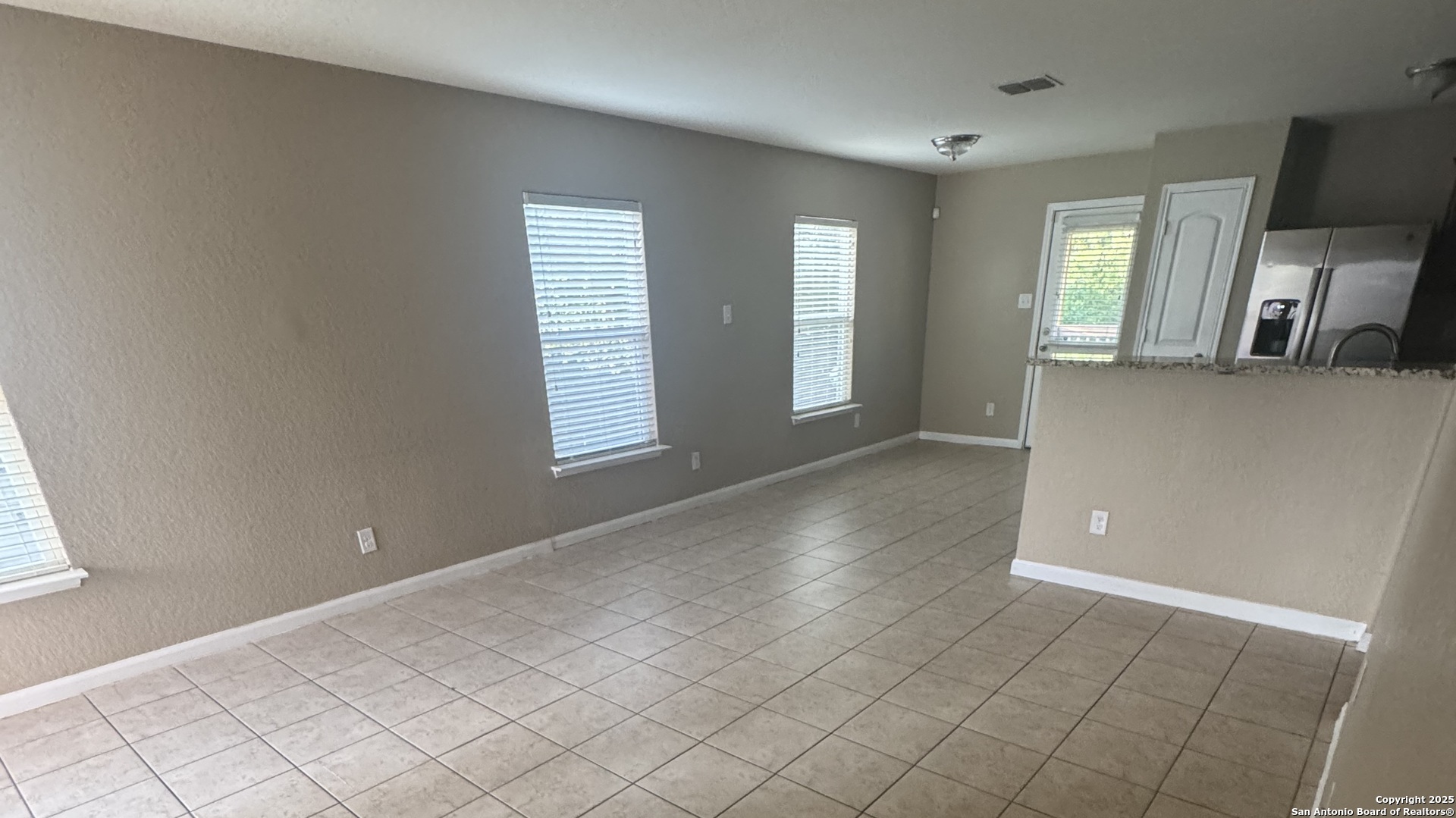 6322 Channel View