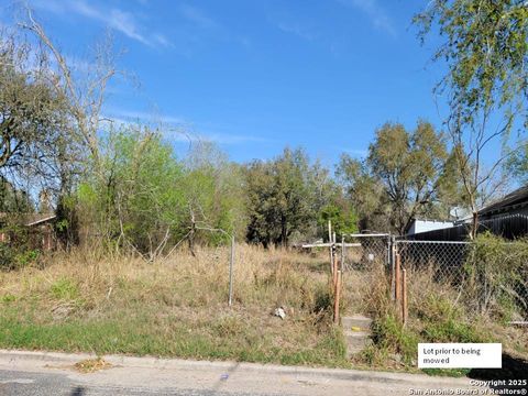 MLS: 1853647