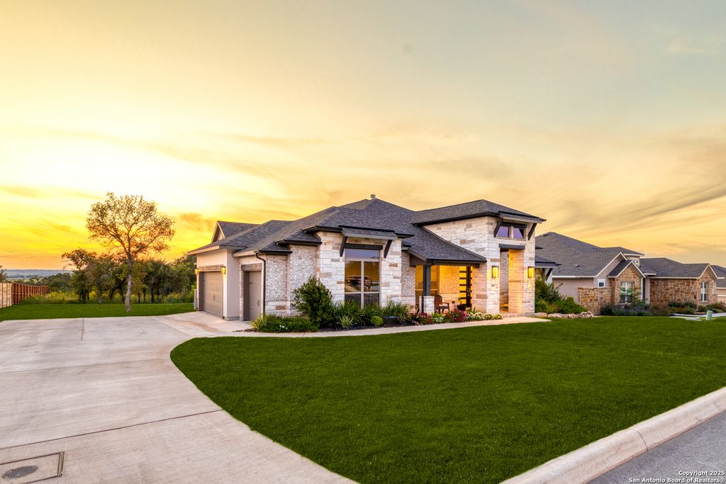 Photo of 552 Falcon Cove, San Antonio, TX 78009 (MLS # 1934133)